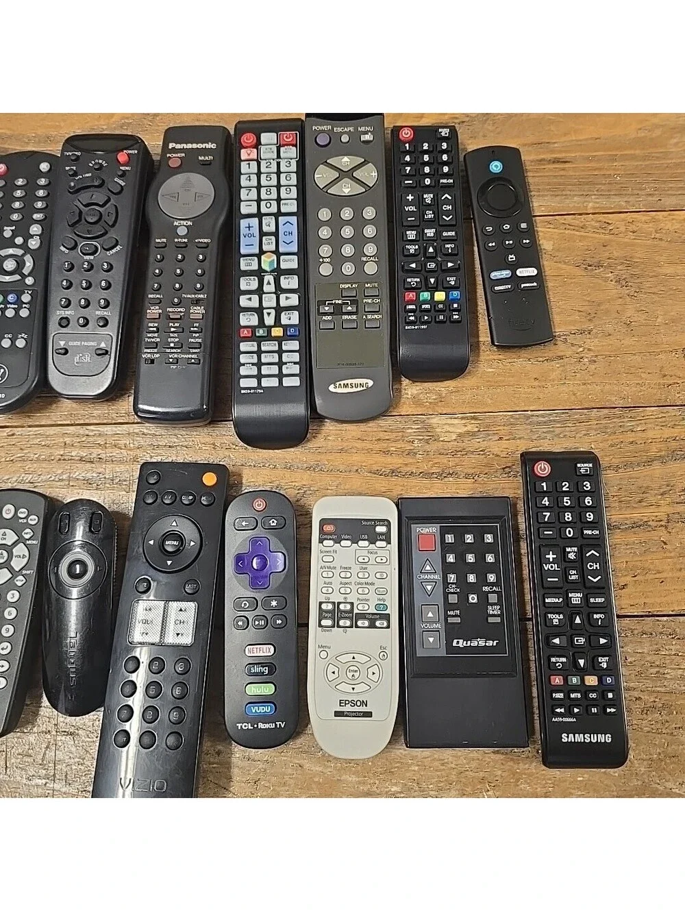 Lot of 20 Mixed Remote Controls Roku Vizio Zenith Samsung Sharp Panasonic